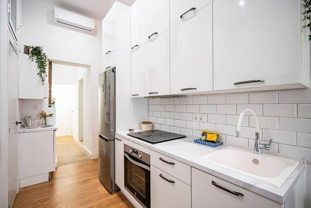 Chamberi - Quiet Flat, Ideal For Families Cas Madrid Bagian luar foto