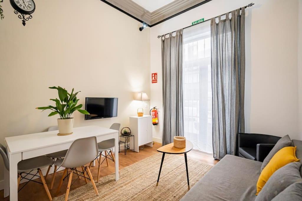 Chamberi - Quiet Flat, Ideal For Families Cas Madrid Bagian luar foto