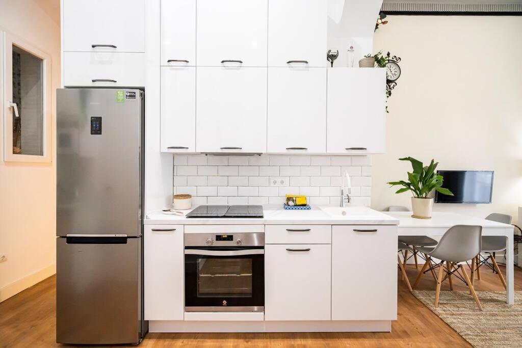 Chamberi - Quiet Flat, Ideal For Families Cas Madrid Bagian luar foto